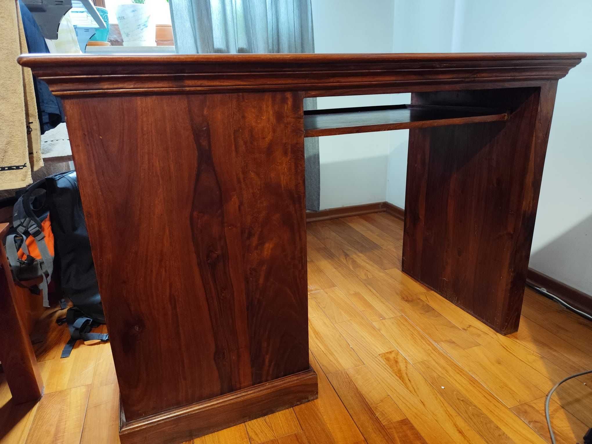 Biurko orientalne - teak