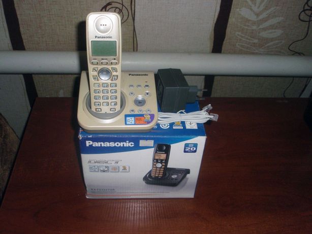 Panasonic  KX-TG7227UA радиотелефон