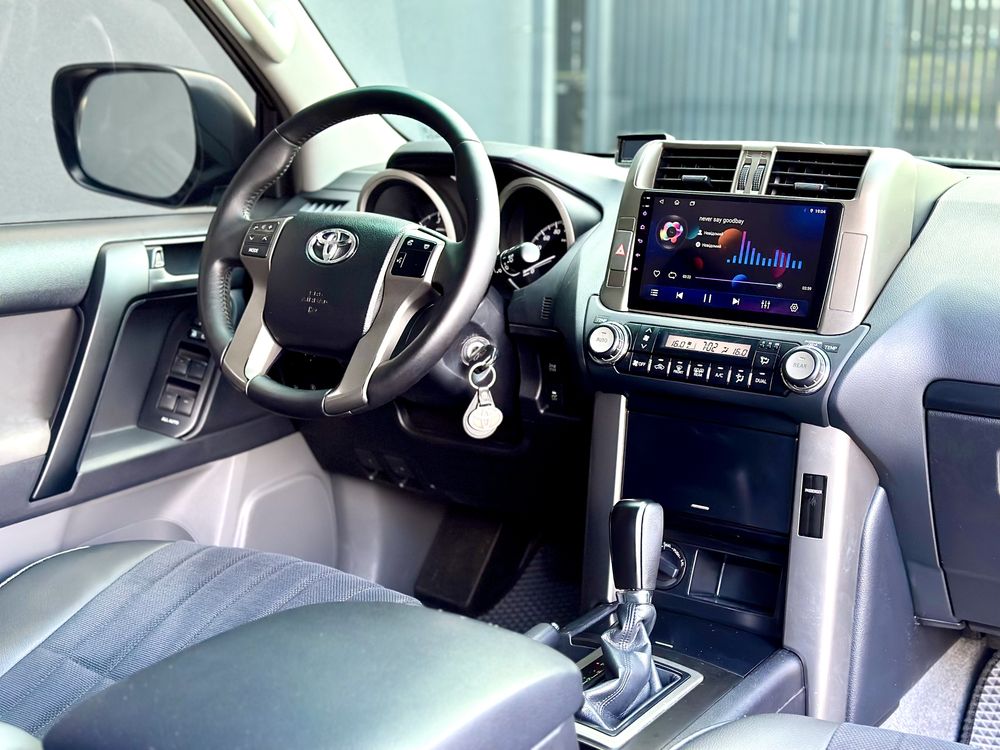 Land cruiser prado. Лэнд крузер прадо