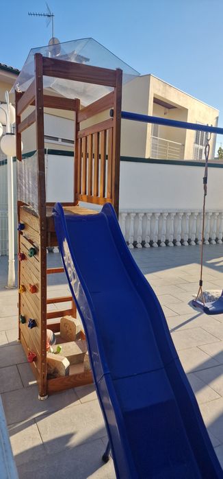 Conjunto baloiço e escorrega