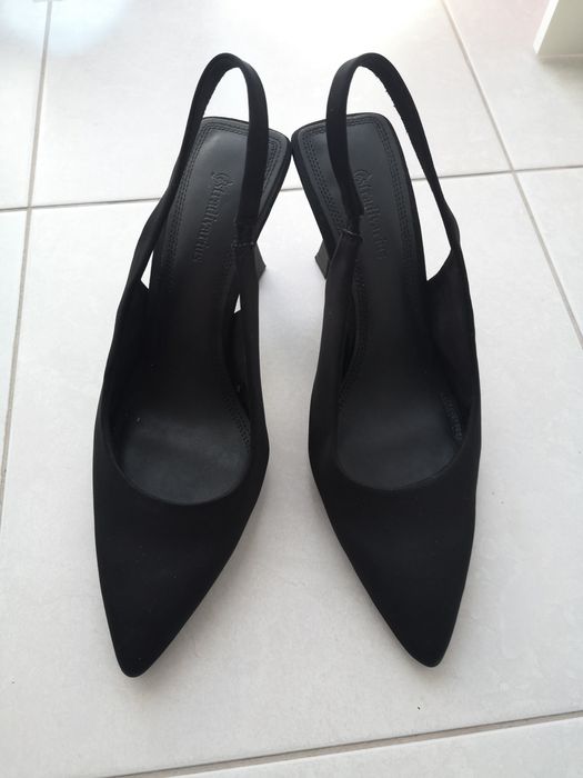 Sapatos senhora pretos Stradivarius T. 39 como novos!