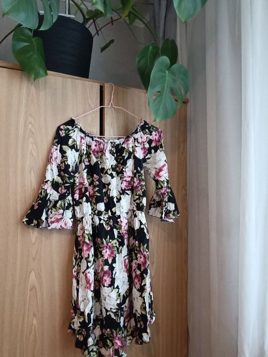 Сукні, плаття, міні