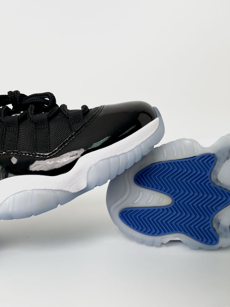 Оригинал Nike Air Jordan 11 Retro Low Space Jam (FV5104 004)