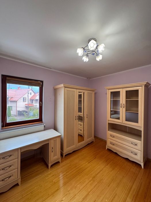 Меблі в дитячу кімнату у гарному стані.