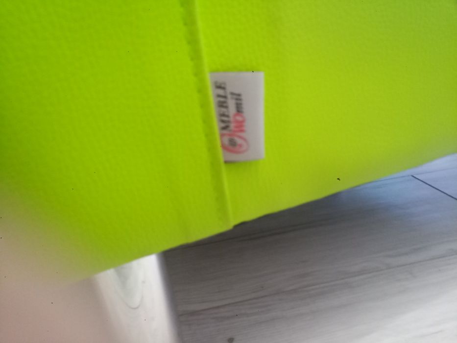 Fotel z ekoskóry,kolor zielony,stan db.