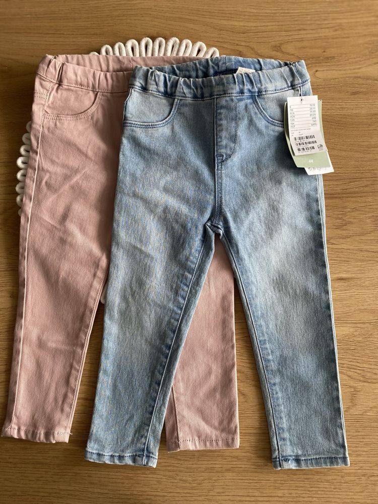 Дві пари джинсів на резинці від бренду H&M