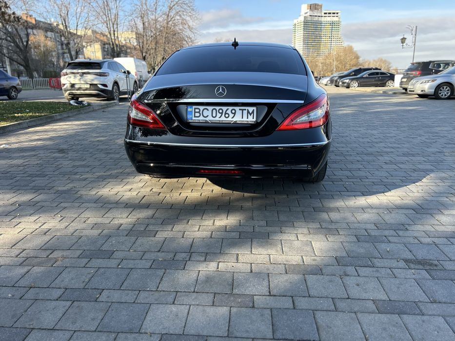 Mercedes-Benz CLS-Class целый не мотанный