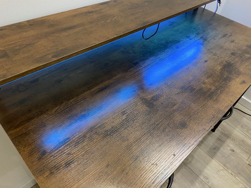 Mesa secretária com Led