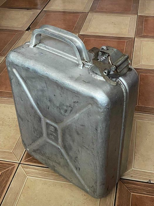 Каністра алюмінева на 20 л.