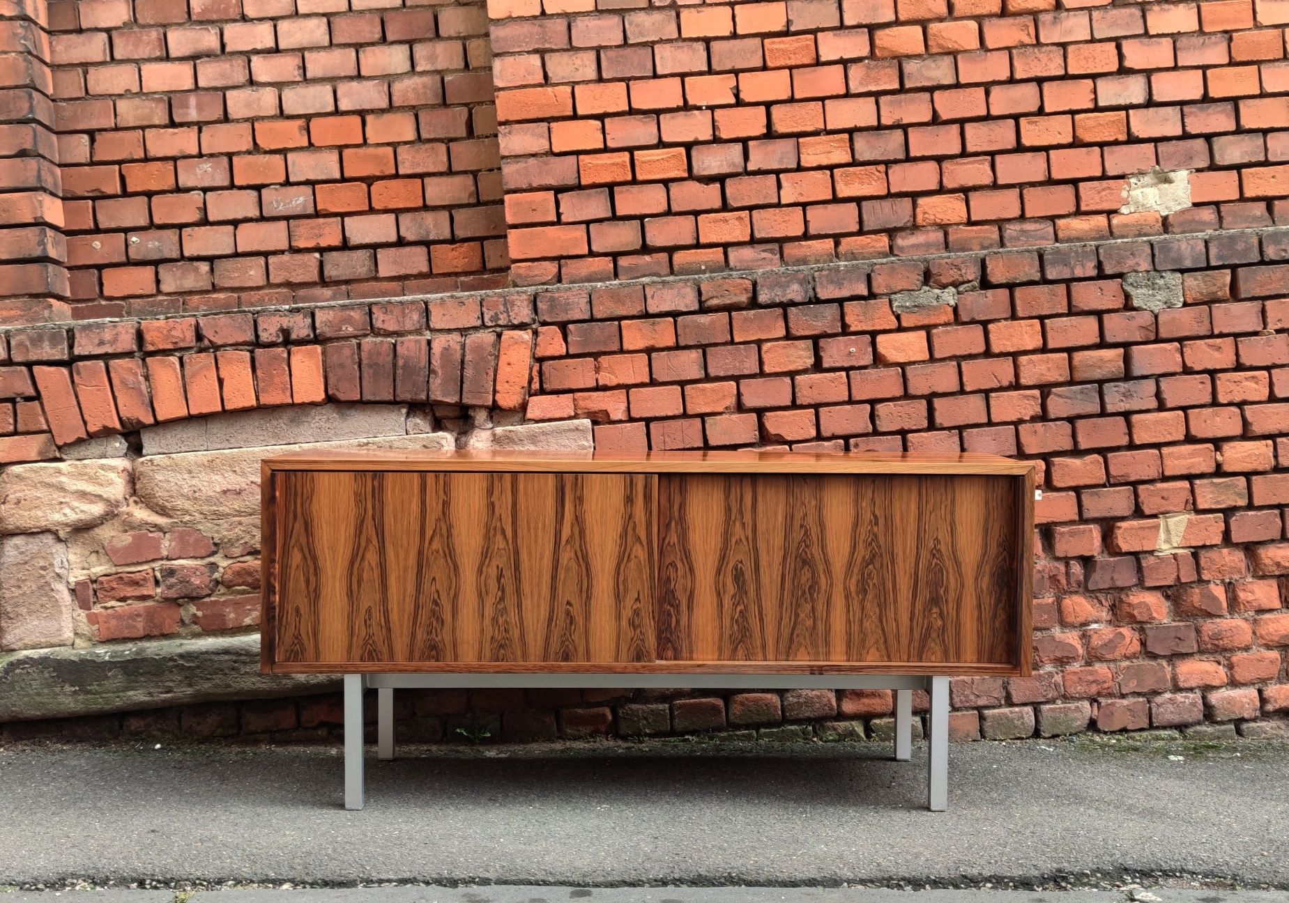 Комод Sideboard мід сенчурі 1960і роки палісандер