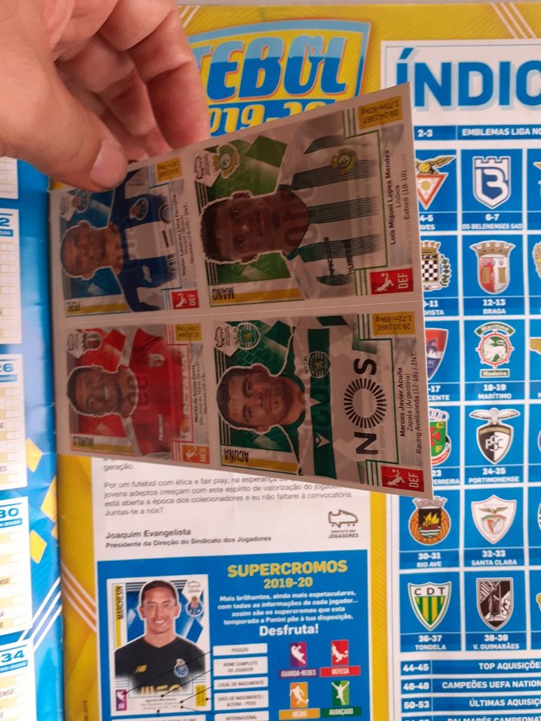 Caderneta Completa Panini Liga Nos Futebol 2019-20 Com Capa Protetora.