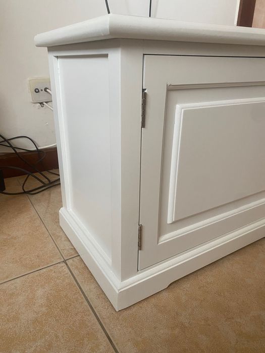 Móvel de TV em madeira