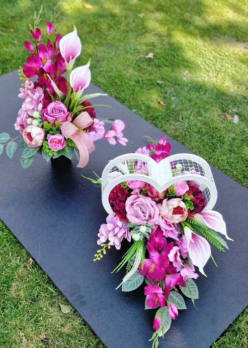 Komplet kompozycji kwiatowych na grób STROIK + 2xwkład do wazonu Z403