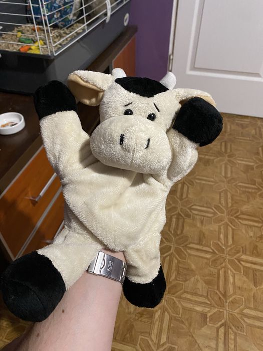 Zabawka pacynka pluszowa krowa