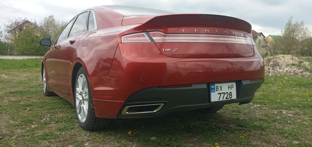 Lincoln mkz 2014р 2.0 гібрид