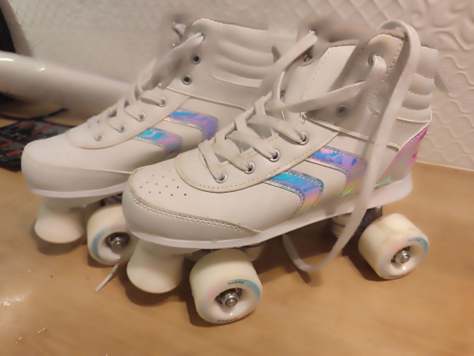 Wrotki białe hologram decor prawie nowe