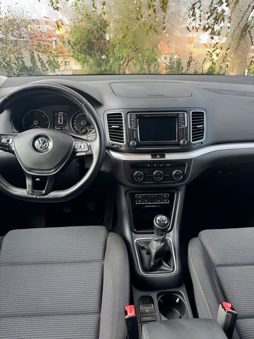 VW Sharan 7 Lugares 120.000 km - nacional