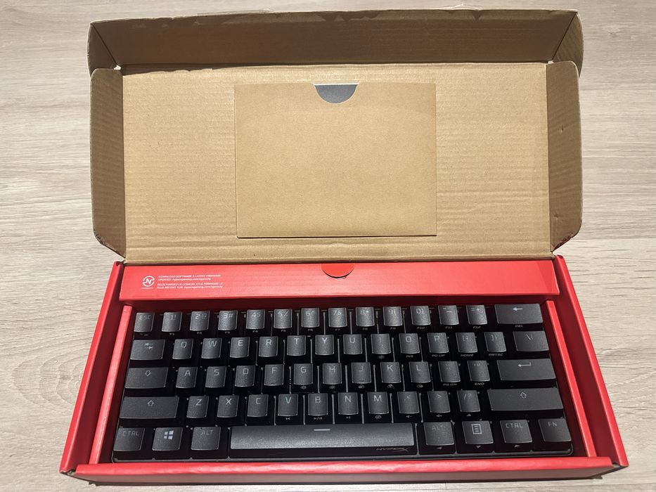 Teclado Hyperx Allou Origins60