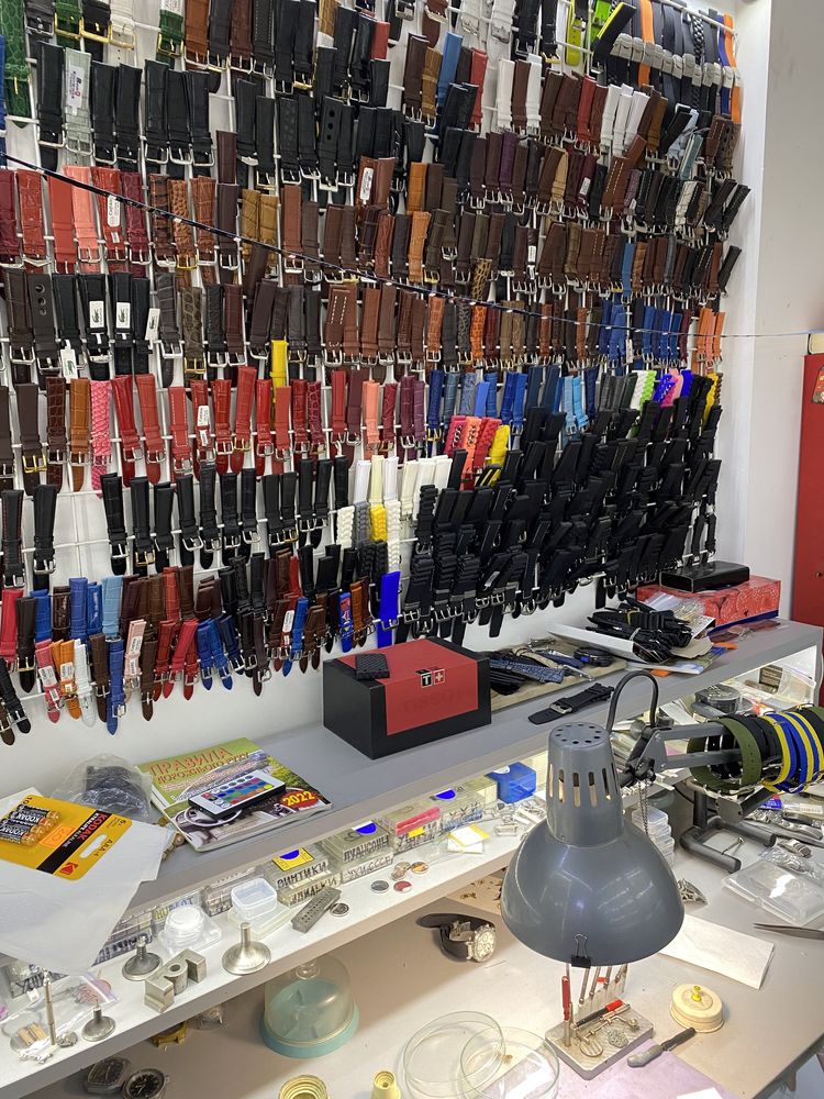 РЕМОНТ ЧАСОВ РЕМОНТ ГОДИННИКІВ гарантия качество ремешки батарейки