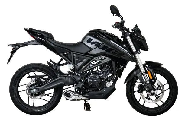 VOGE R125 NAKED – dynamiczny styl, maksymalna moc na kategorię B i A1