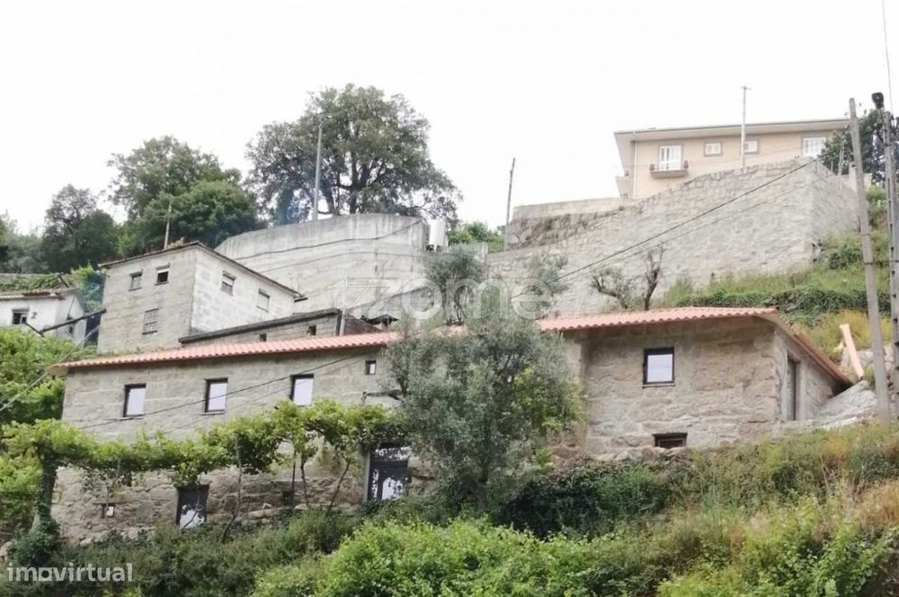 Quintinha T4 Junto do Rio Sardoura em Castelo de Paiva