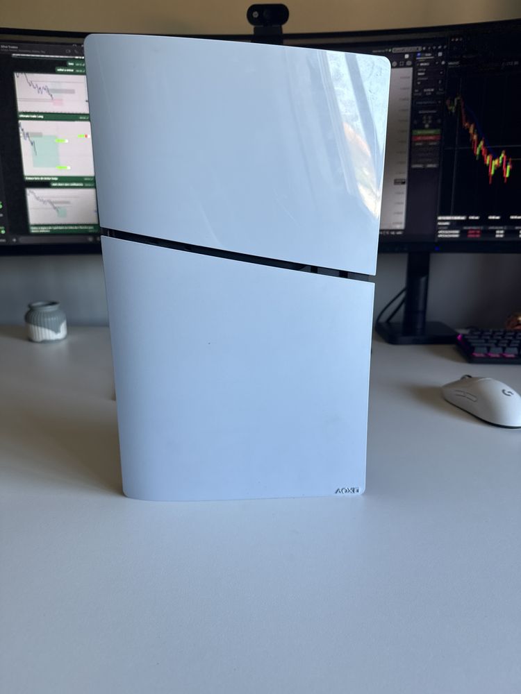 Ps5 Slim 1TB - pouco uso