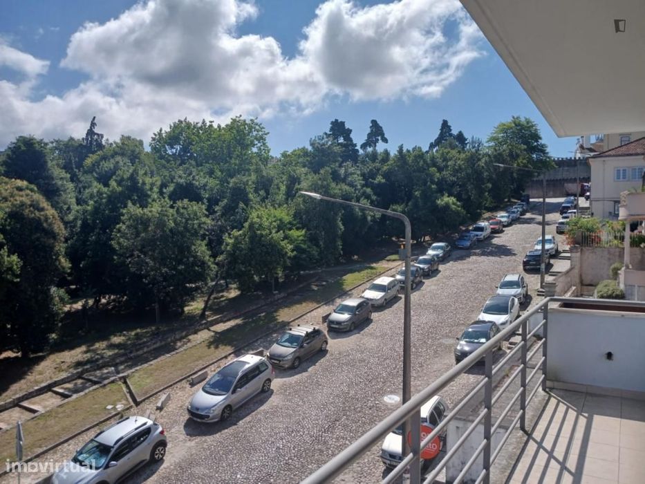 Quarto - localizado em Alta Universitária Coimbra