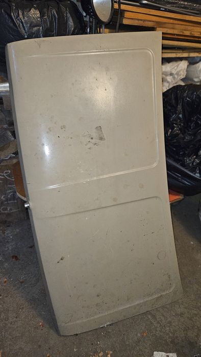 Кришка багажника ВАЗ 2103/06