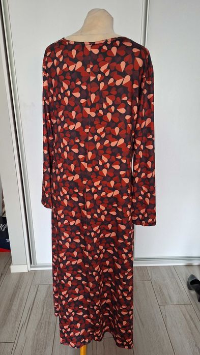 dluga sukienka w roz52/ nowa