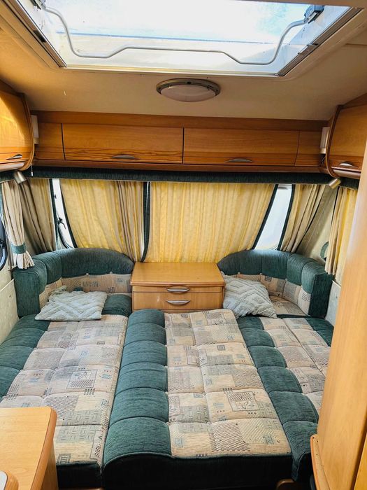 Przyczepa kempingoa UTOPIA Swift 550 lekka DMC 1400kg