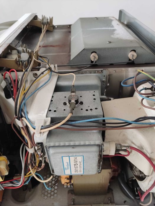 Microondas Whirlpool Avariado. Venda peças