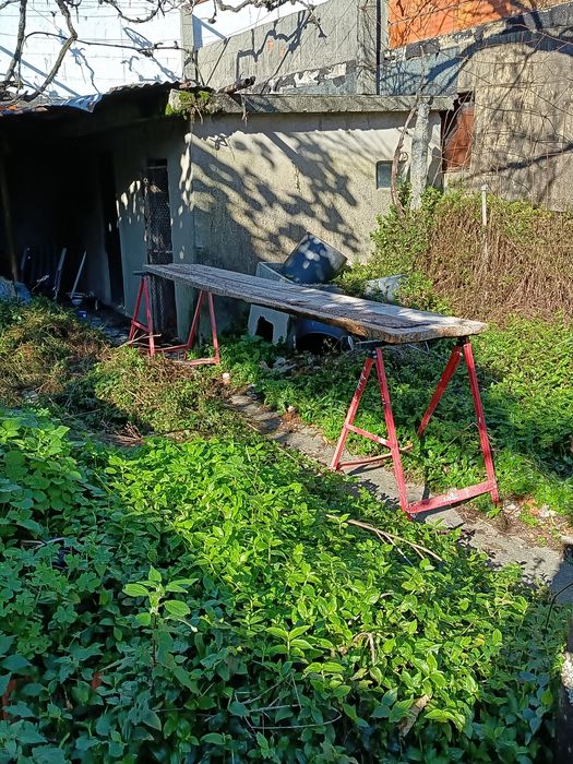 Cavaletes e tábuas andaime