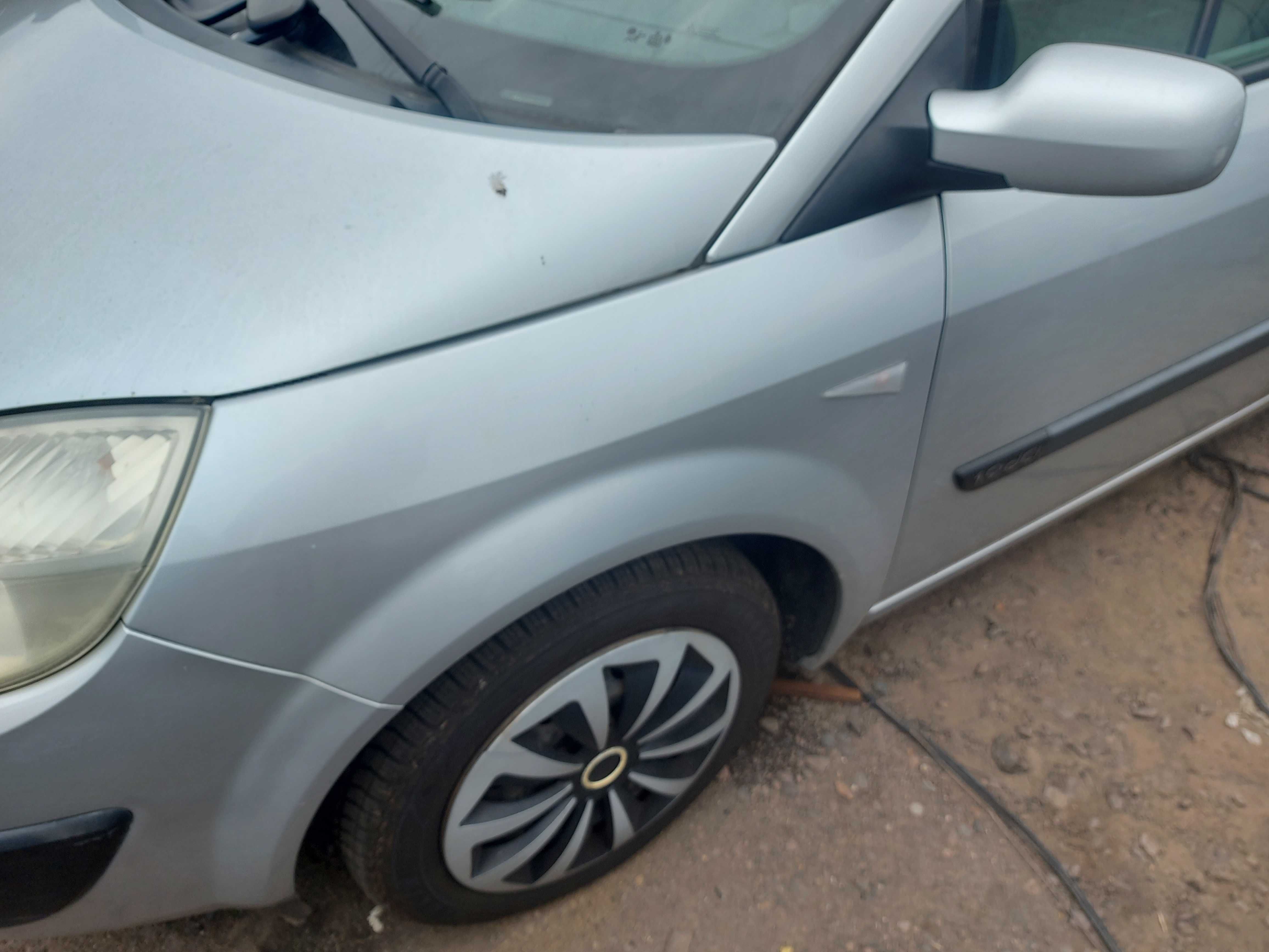 Renault Grand Scenic II TED69 błotnik przedni FV dostawa