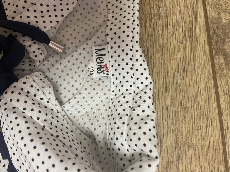 Продам шкільні речі дівчинка 6-10 років