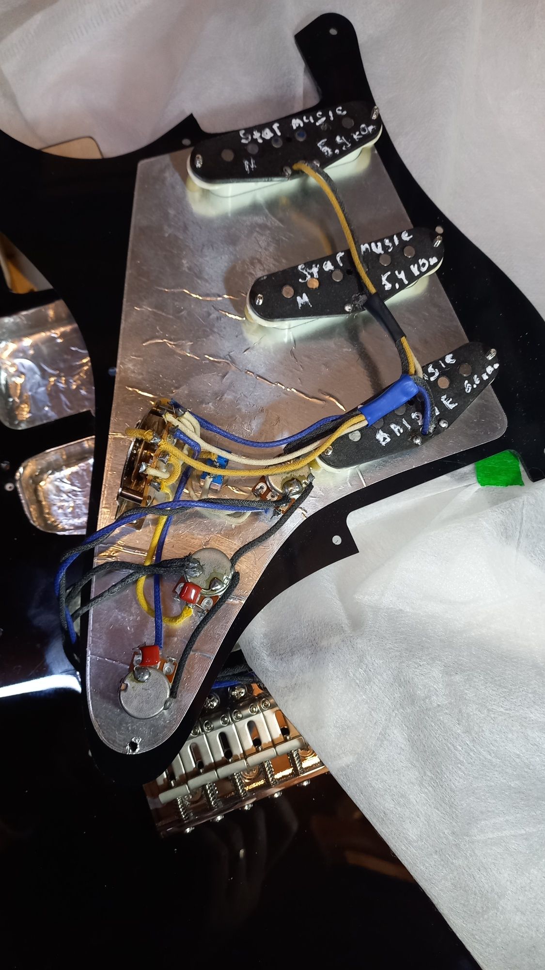 Майстрова Fender Black Strat SSS