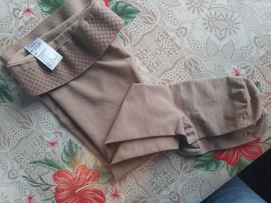 Панчохи медичні компресійні