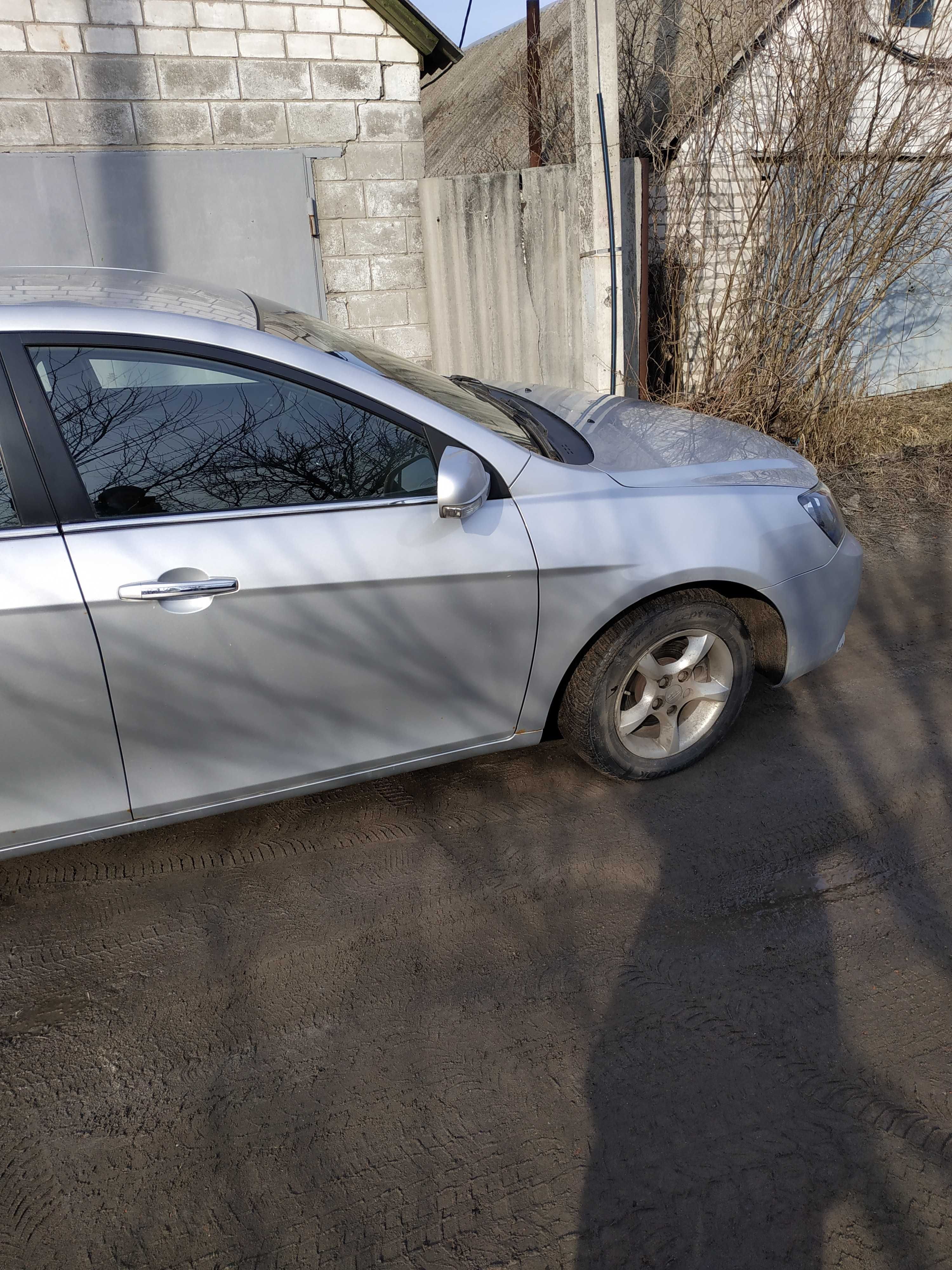 Срочно продам свою Geely Emqrand E 7