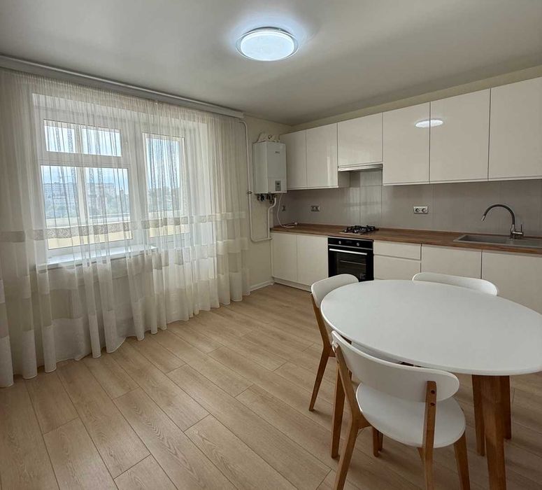 39396 Продаж шикарної квартири в Новобудові 50м2 Мінімальне оформлення