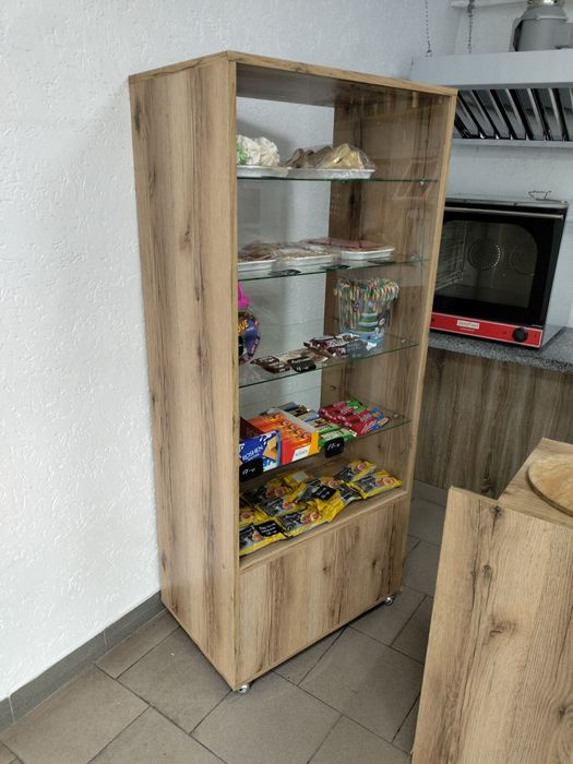 Меблі для кав'ярні,та все що потрібно...