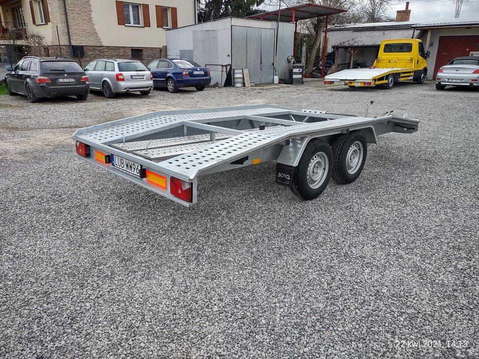 Wypożyczalnia wynajem lawety lawet  i przyczep