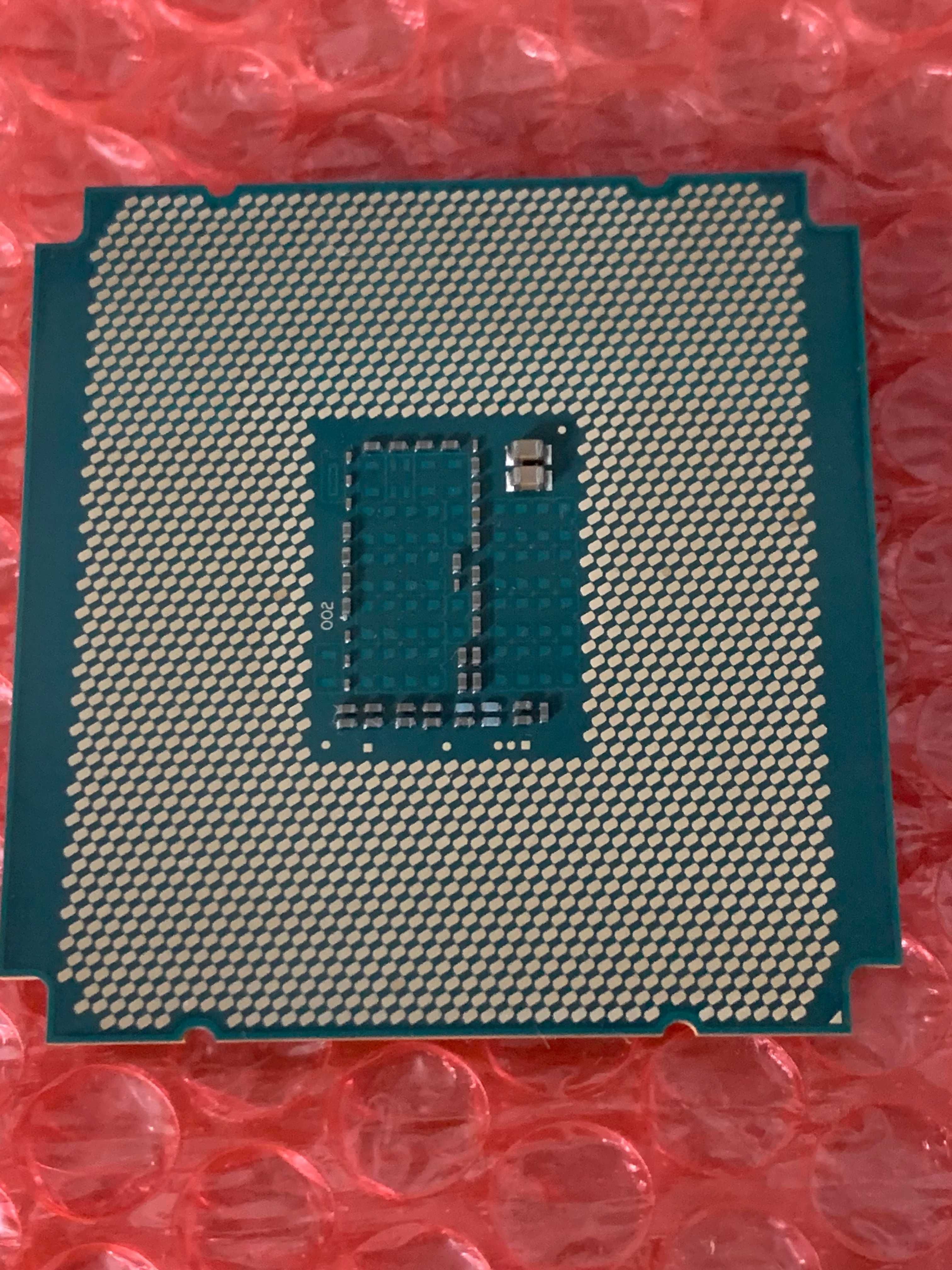 процессор Xeon E5-2697V3