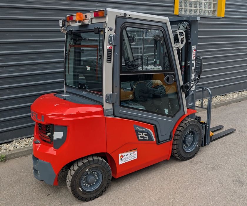 Heli CPYD25  NOWY MODEL wózek gazowy.