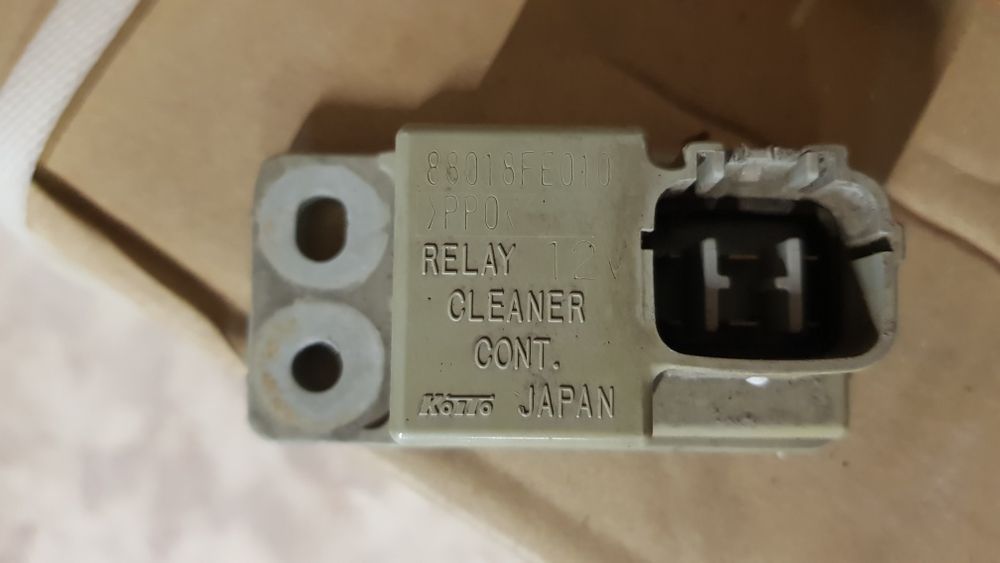 Реле омывателя лобового/фар 88018FE010 Subaru, Koito
