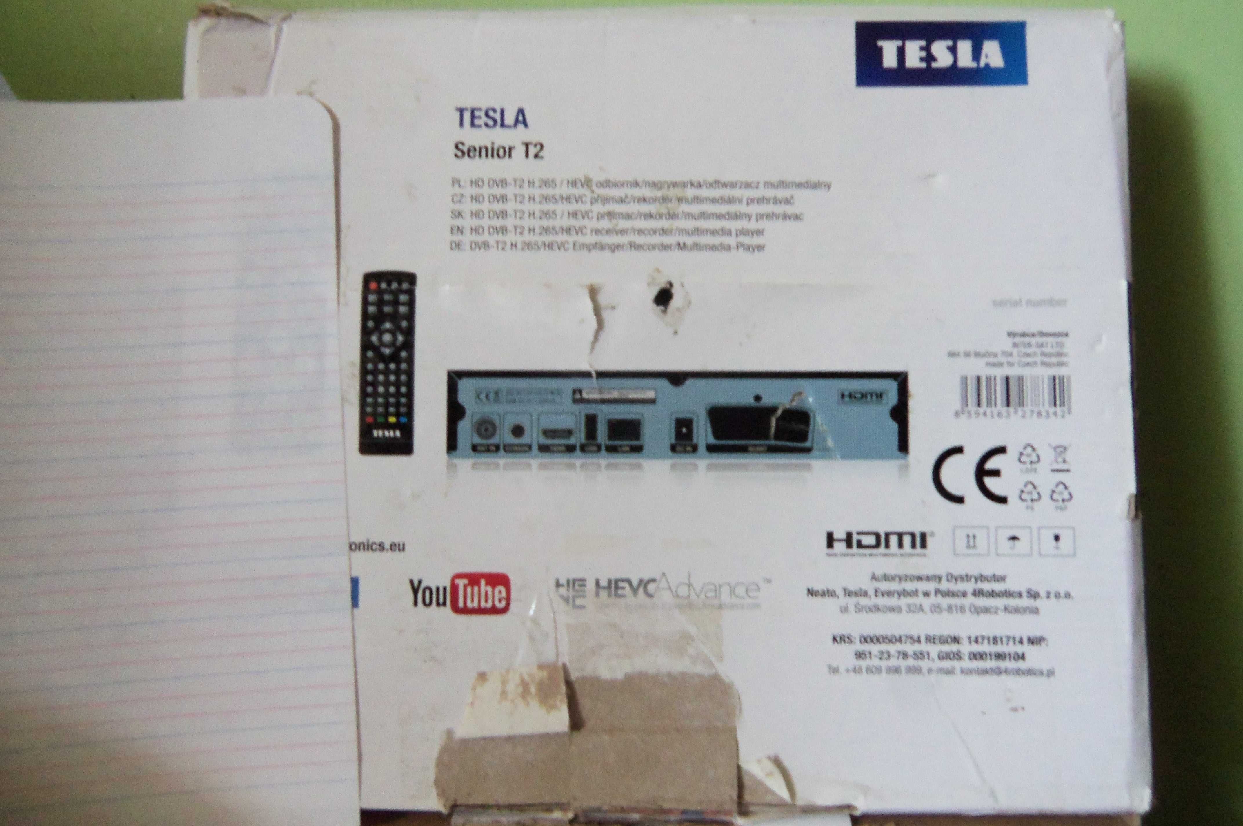 Dekoder do telewizji naziemnej Tesla Senior, DVB-T2 H.265, pilot.