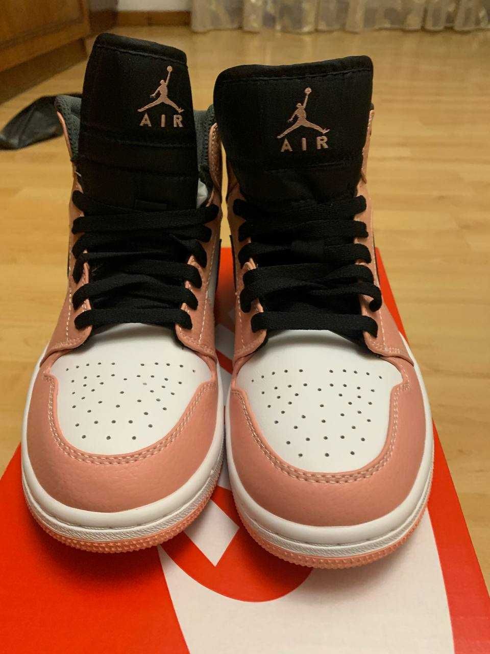 Nike Air Jordan 1 Retro Mid Pink Quartz