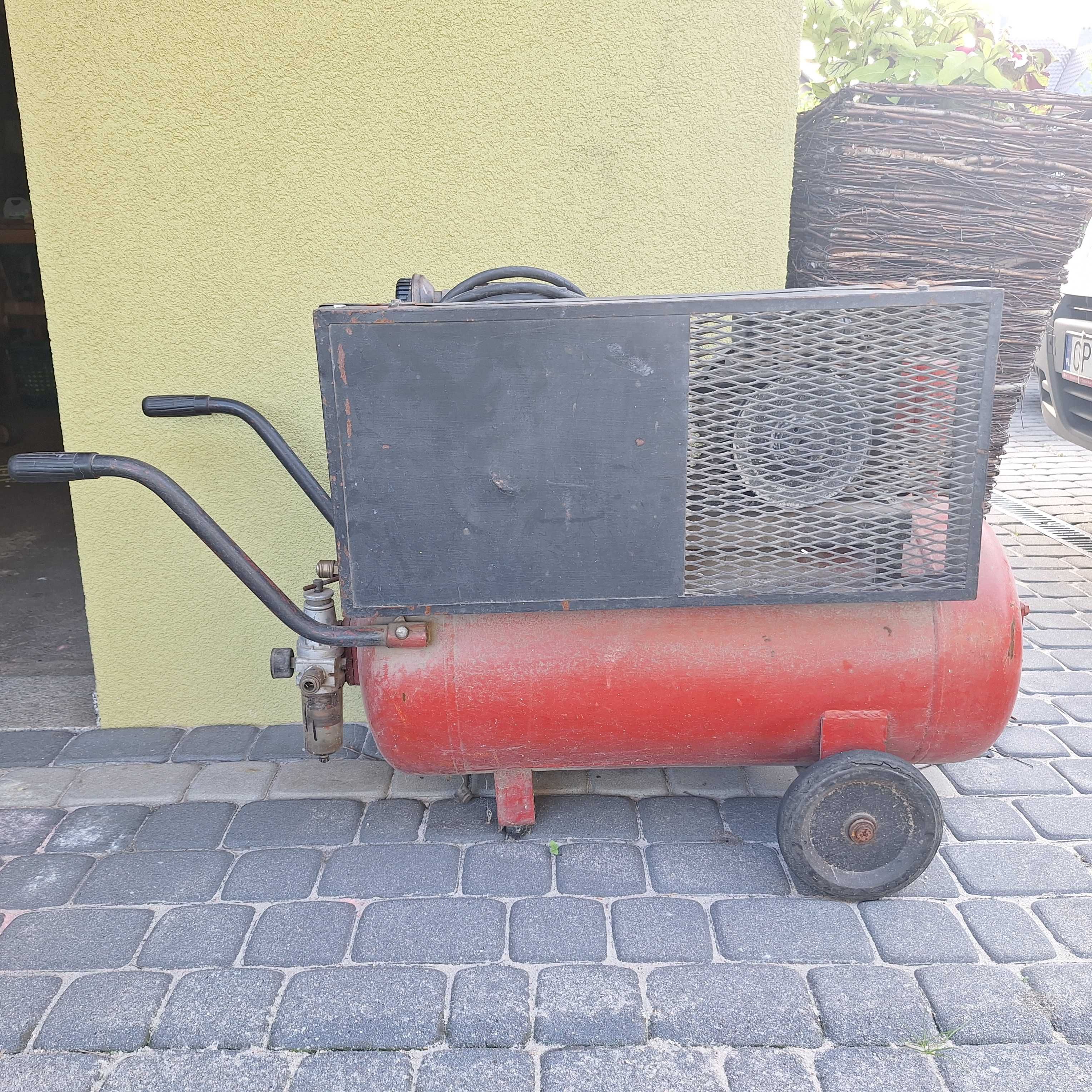 Kompresor jednotłokowy 80L