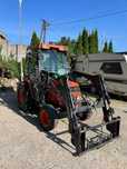 Kubota traktor ST30 z turem 4x4