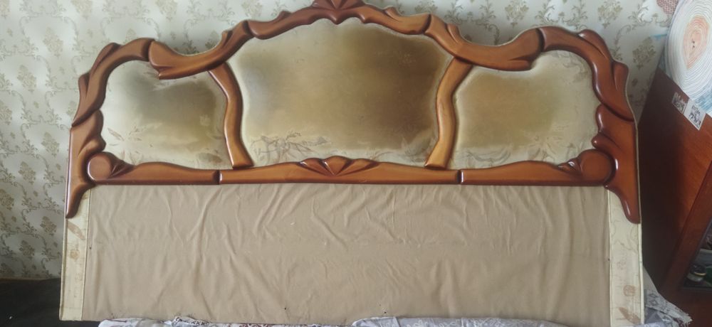 Изголівья (спинка)до ліжка