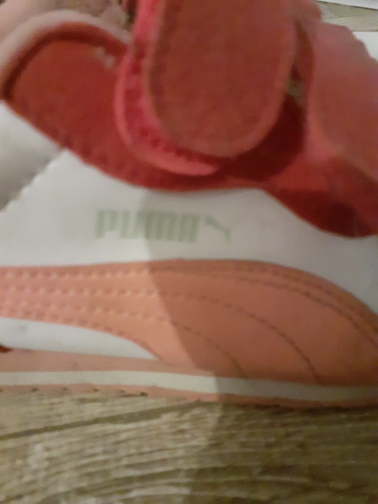 Buty Puma dla dziewczynki