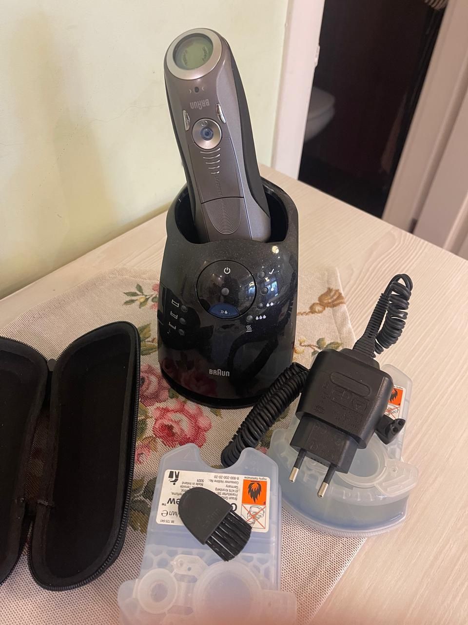 Продам электробритву BRAUN
